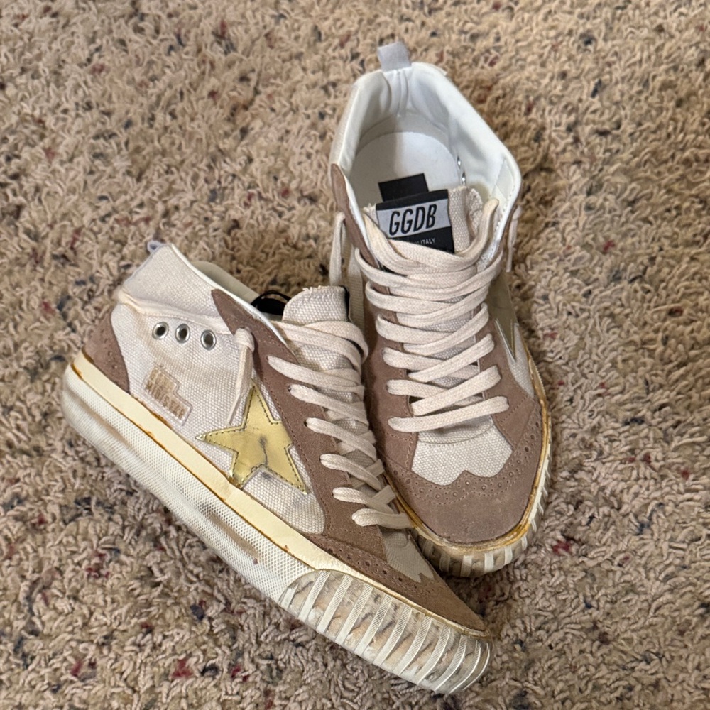 Golden Goose Beige and Gold Star Sneakers